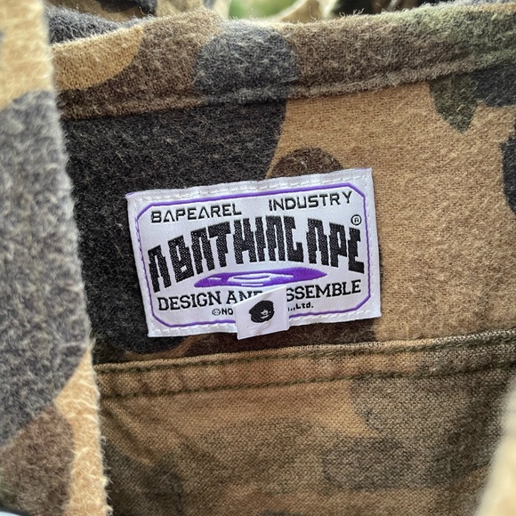 Bape hoodie SOLD - Picture 3 of 8